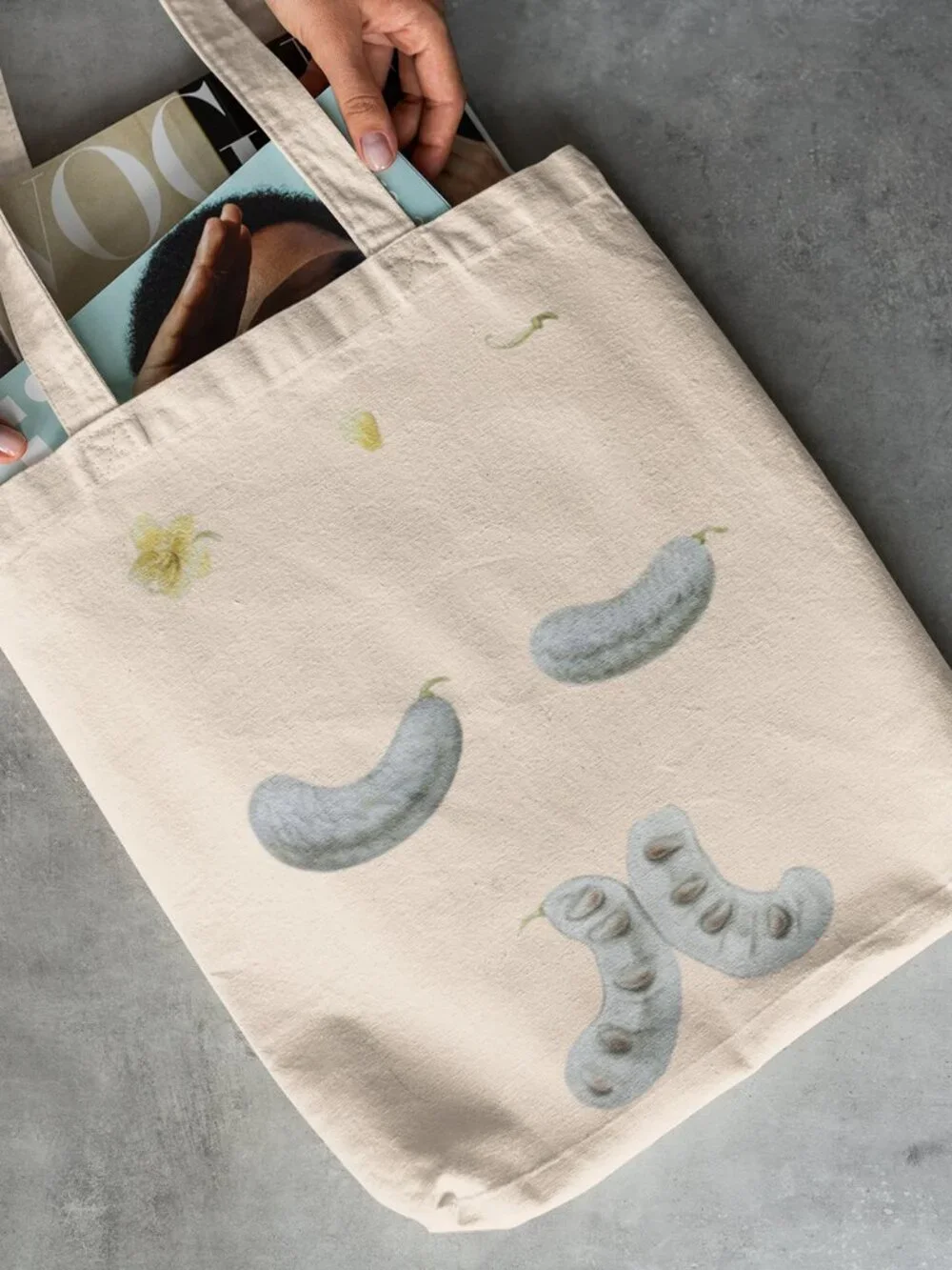Spiderwort Vintage Floral Print Graphic Canvas Tote Bag